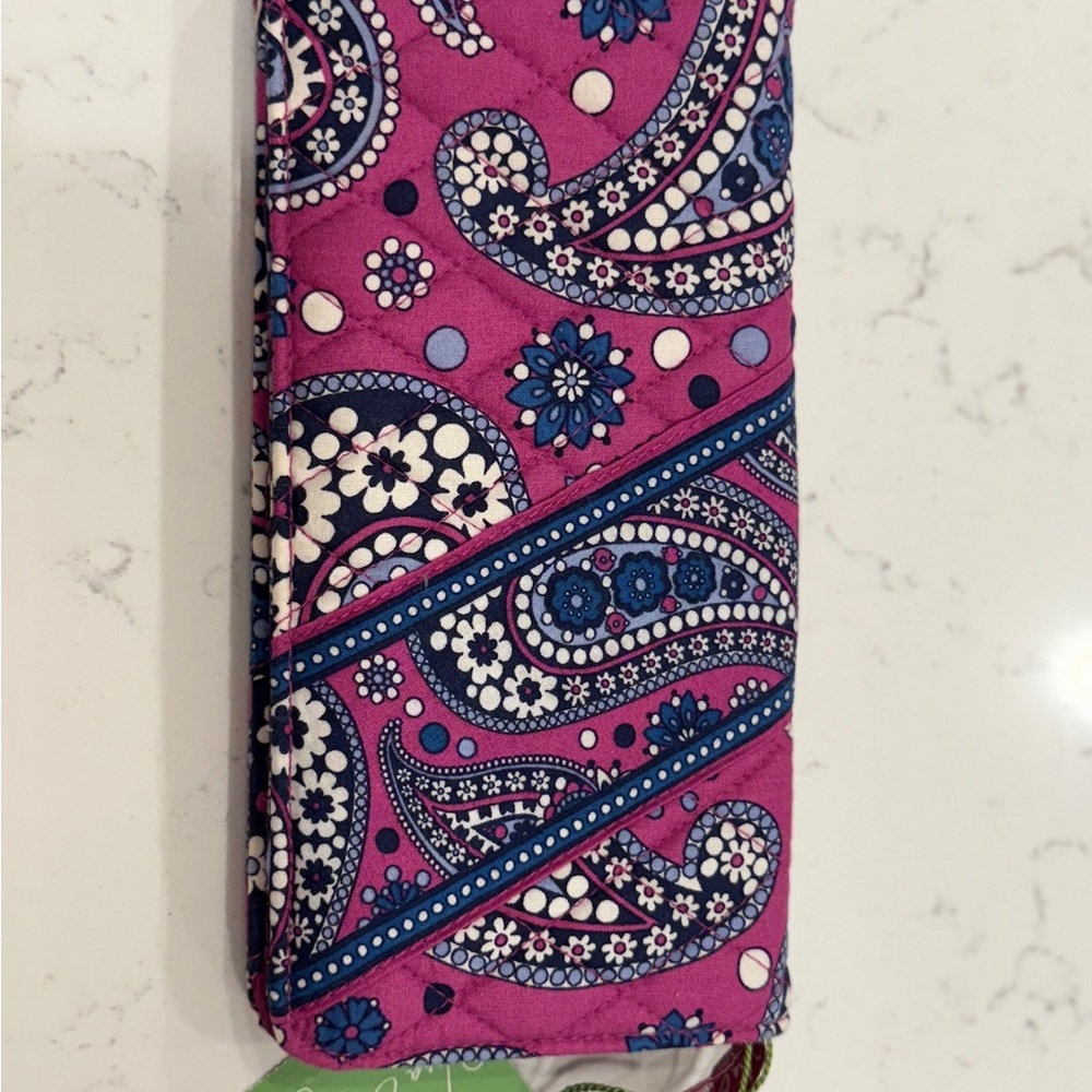 Vera Bradley Paisley Patterned Travel Wallet. NWT.